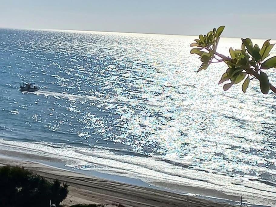 Lux. Frontbeach-Terrace. 5 Pools.Tv. 2 A.C.Netflix ベナルマデナ エクステリア 写真